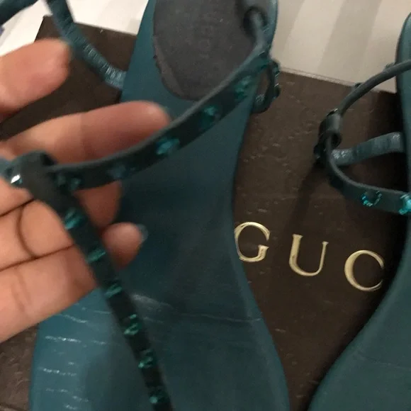 Gucci t-strap sandals - Picture 5 of 12